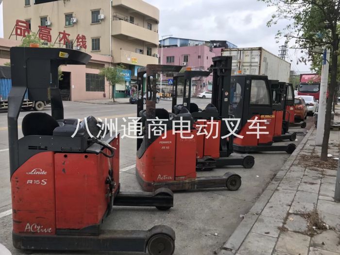 德國(guó)原裝進(jìn)口二手林德電動(dòng)叉車 (13)