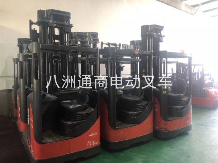 德國(guó)原裝進(jìn)口二手林德電動(dòng)叉車 (16)