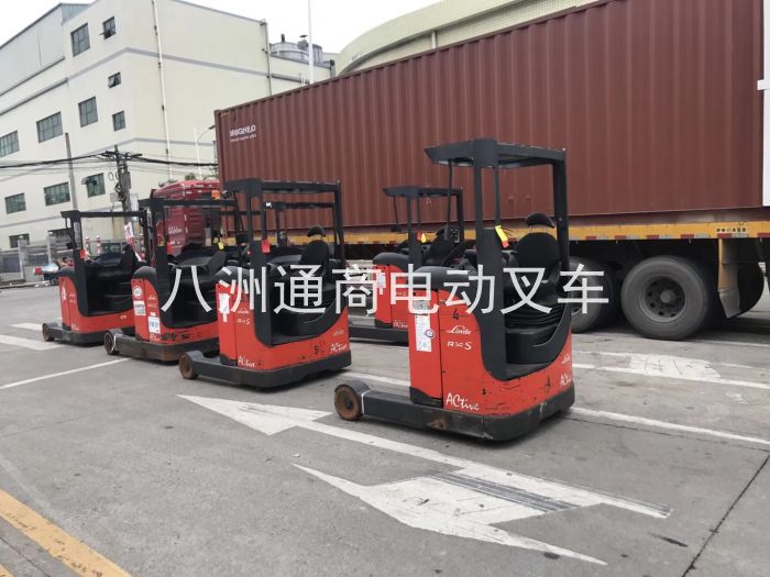 德國(guó)原裝進(jìn)口二手林德電動(dòng)叉車 (12)