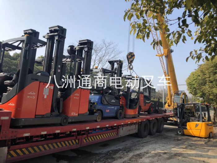 德國(guó)原裝進(jìn)口二手林德電動(dòng)叉車 (22)
